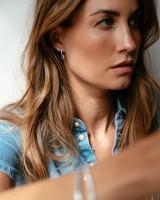 Oorringen witgoud briljantsaffier