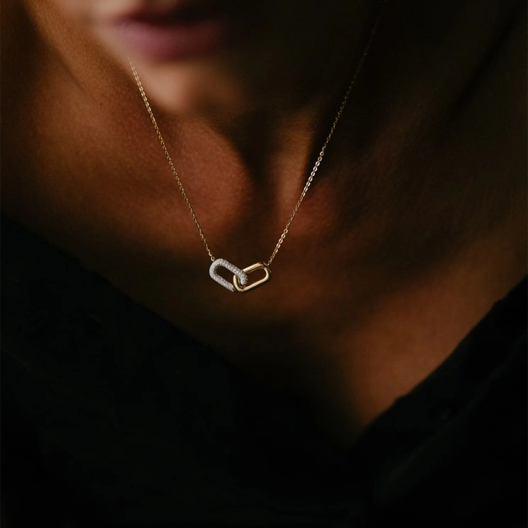 Colliers met diamant 1